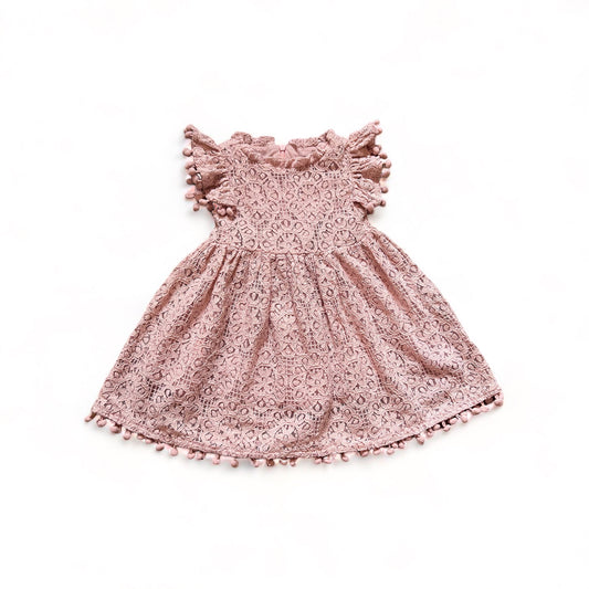 Vestido Elegante de Encaje Rosa